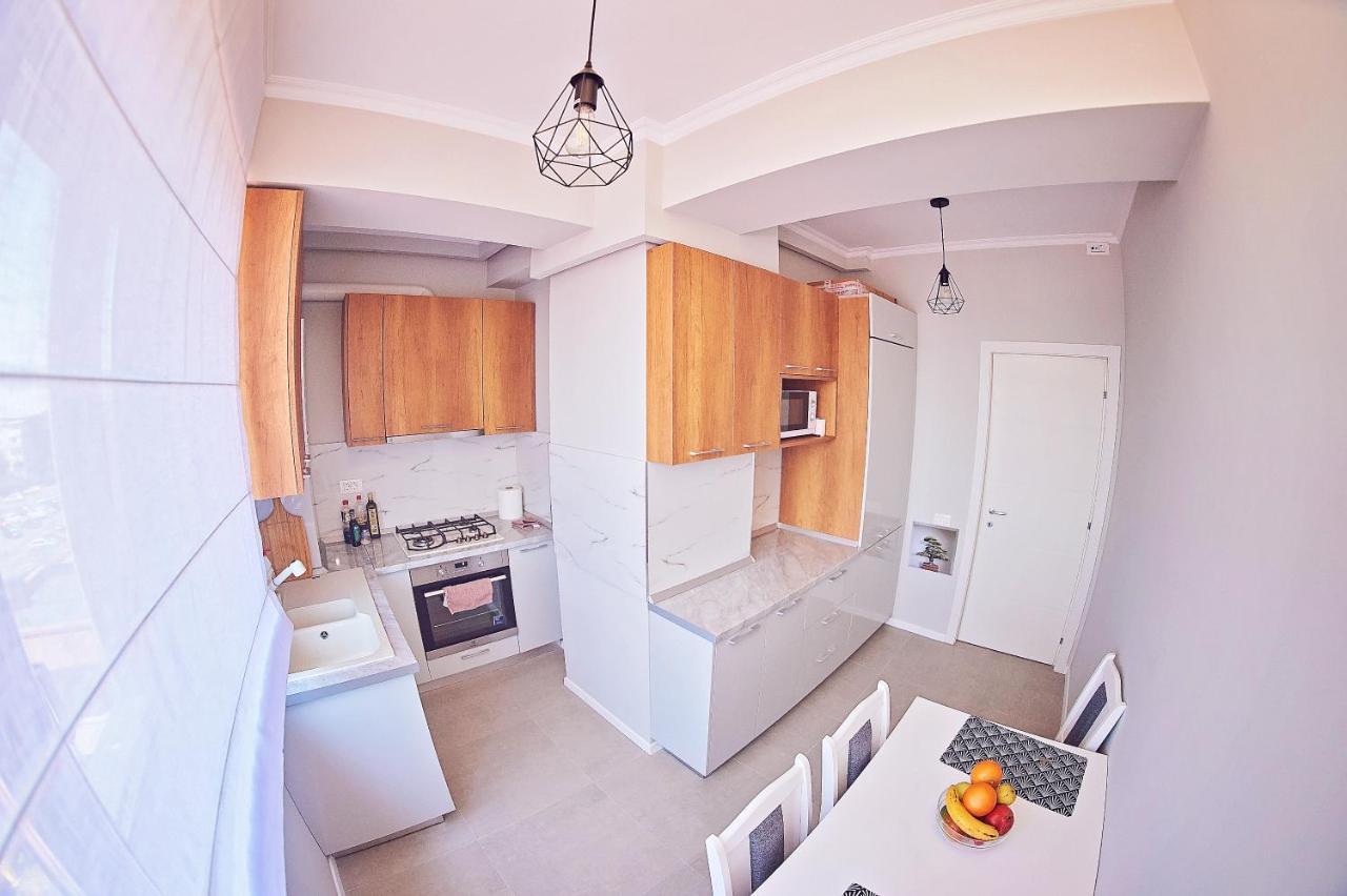 Alexis Neversea Apartment Constanţa Exteriör bild